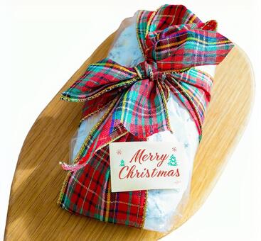 クリスマスのシュトーレン包装｜キリヌキ シュトーレン,クリスマス,菓子の写真素材