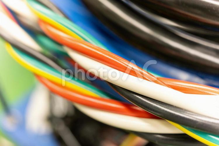 工業・機械に使用される電線 電線,電線加工,ケーブルハーネスの写真素材