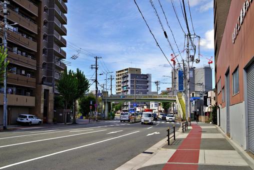 大阪市道九条梅田線海老江歩道橋付近の風景 大阪市道九条梅田線海老江歩道橋付近の風景の写真