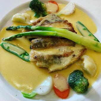 フレンチ白身魚 レストラン,ホテルレストラン,フレンチの写真素材