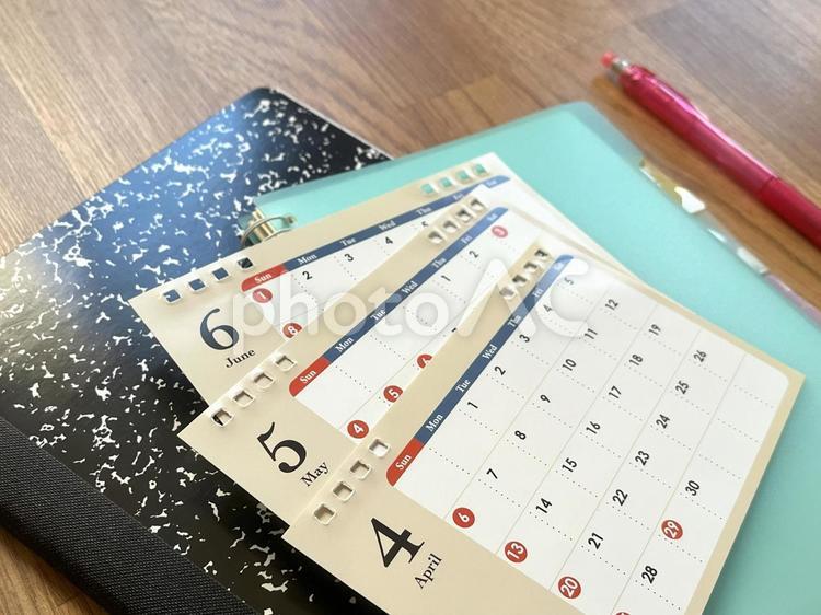 新学期から３か月、４月からのカレンダー 新年度,新学期,4月の写真素材