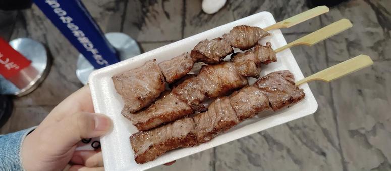 牛串焼き 牛串焼き 牛串焼き,飲食物,おいしそうの写真素材