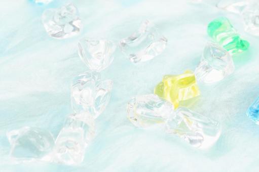 涼し気な夏の背景 水色 透明感のある壁紙 涼し気な夏の背景 水色 透明感のある壁紙 背景画像,きらきら,キラキラの写真素材
