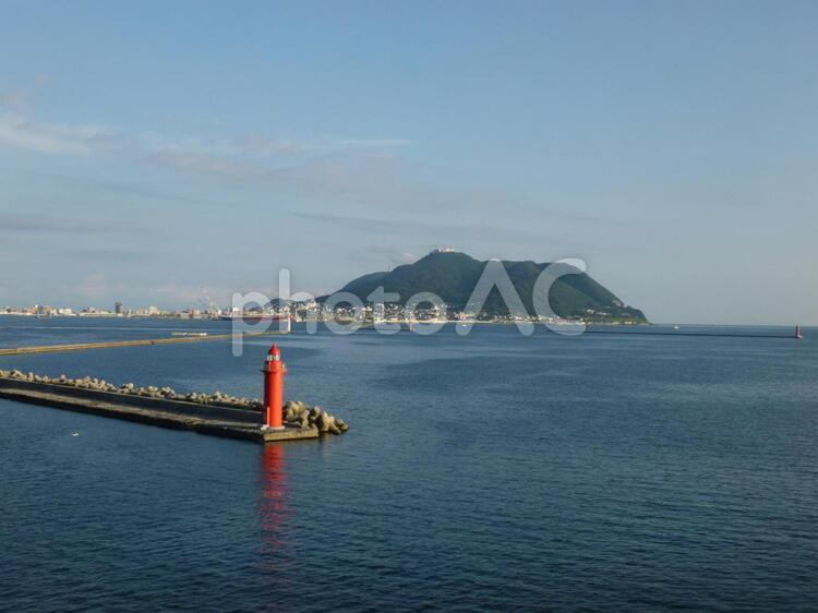 函館東日本フェリー船上より 函館,港,築港の写真素材