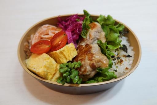 トンテキのカラフルランチボックス トンテキ,ポーク,ナポリタンの写真素材