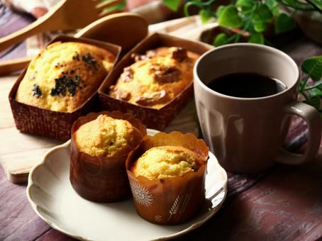 マフィン.3 マフィン,珈琲,スイーツの写真素材