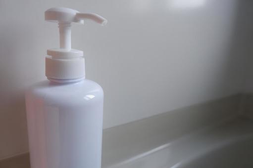 Pump bottle, JPG Pump bottle, JPG