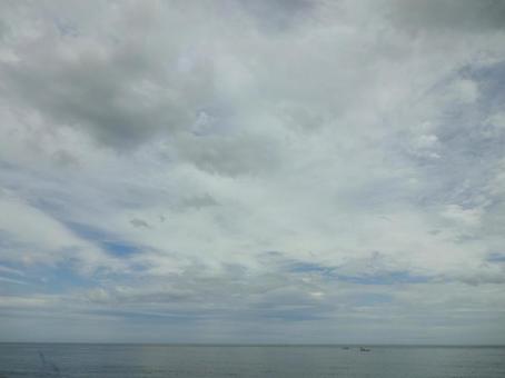 Photo, cloudy sky, sea, white clouds, 