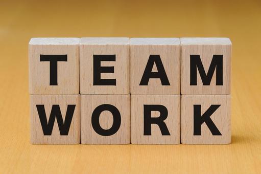 積み木に文字　TEAM WORK　 teamwork,チームワーク,文字の写真素材