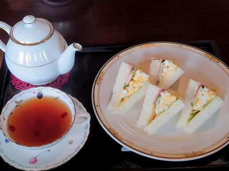 紅茶とサンドイッチのセット サンドイッチ,紅茶,アールグレイの写真素材