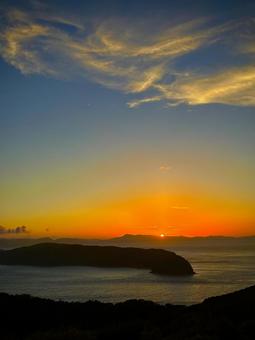夕日 2 夕日 2 夕日,空,雲の写真素材