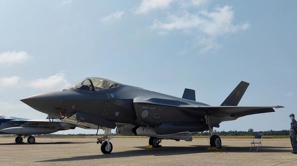 小松基地のF35A④ 小松基地のF35A④の写真