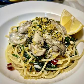 牡蠣とホウレン草のパスタ 旦那飯,男の料理,手料理の写真素材