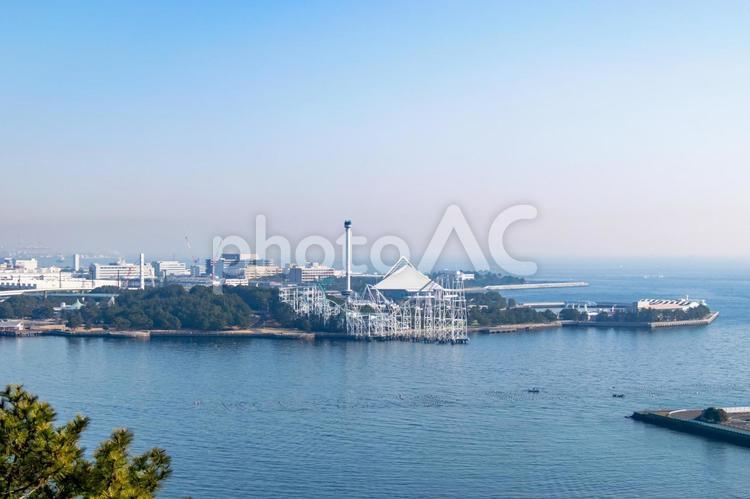 野島公園展望台から見た八景島 神奈川県,横浜市,金沢区の写真素材