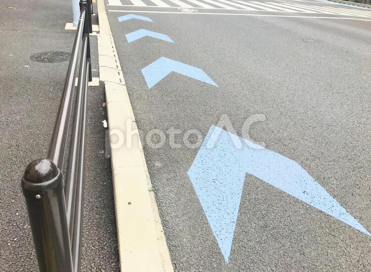 自転車の走行レーン 道路,道,自転車の写真素材