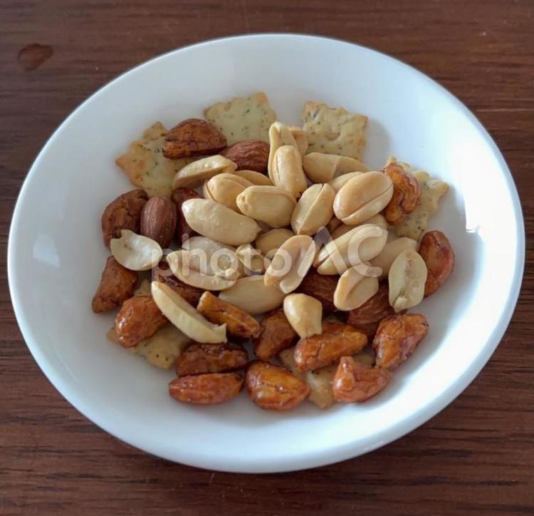 ナッツと小粒あられとのりセサミミックス ナッツ,小粒あられ,あられの写真素材