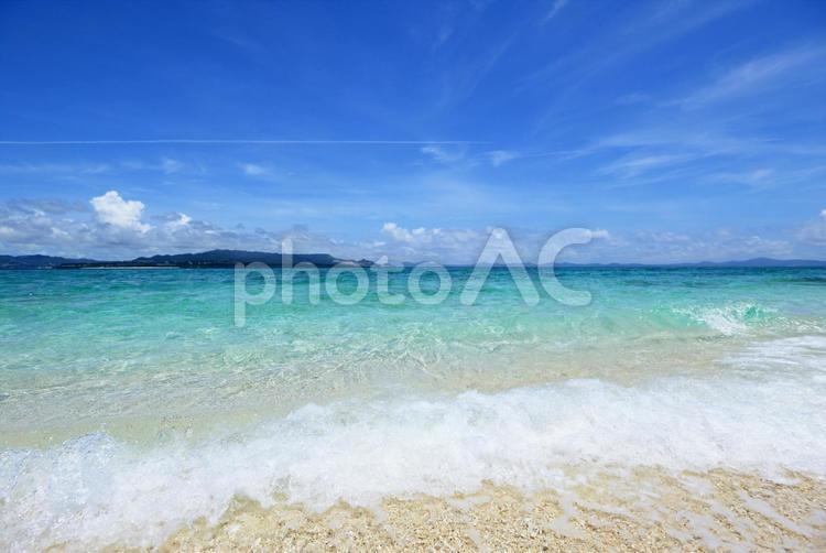 南国沖縄の美しいビーチ 沖縄,海,ビーチの写真素材