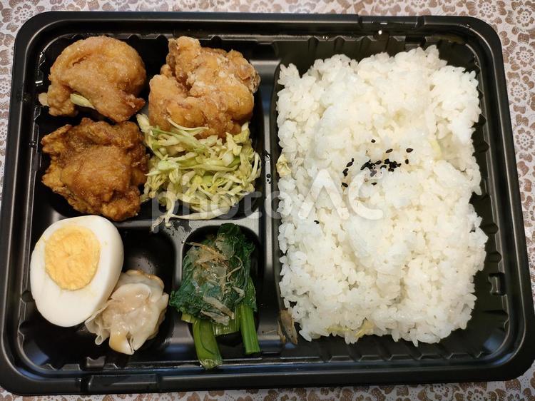 唐揚げ弁当 唐揚げ弁当 グルメ,料理,食物の写真素材