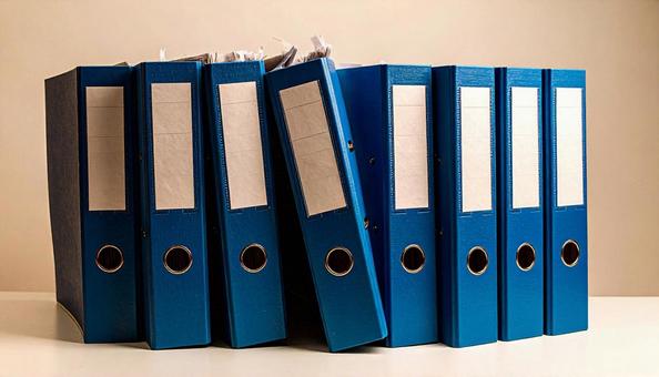 青いファイル 白背景 青いファイル 白背景の写真