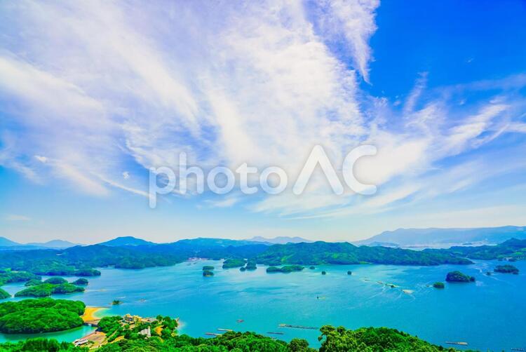 青い空と美しい海の風景 空,青,緑の写真素材
