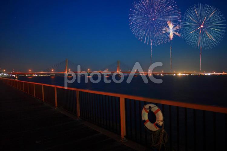 打ち上げ花火　夏の風物詩　#15 花火,花火大会,打ち上げ花火の写真素材
