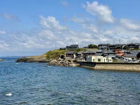 福井県東尋坊周辺雄島手前の漁村 福井県東尋坊周辺雄島手前の漁村 住宅街,昔ながら,レトロの写真素材