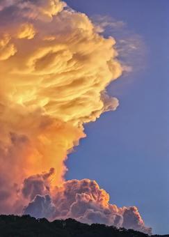怒る夏雲 怒る夏雲の写真