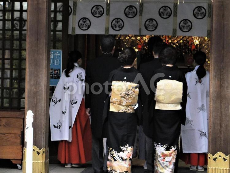 神社での結婚式 留袖,結婚式,神前結婚の写真素材