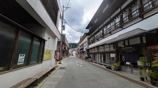 山形県肘折温泉の温泉街 山形県肘折温泉の温泉街の写真