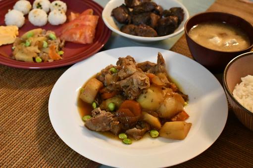 肉じゃがとその他 肉じゃがとその他 肉じゃが,味噌汁,みそ汁の写真素材