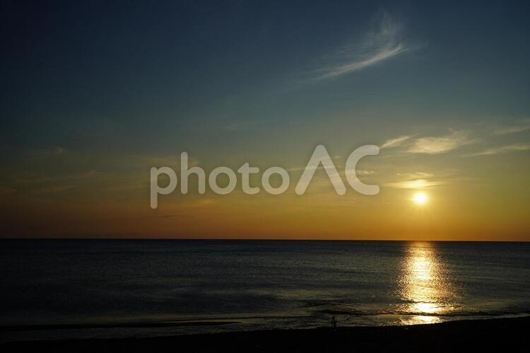 日本海の夕景２　　秋田県 日本海,夕景,夕陽の写真素材