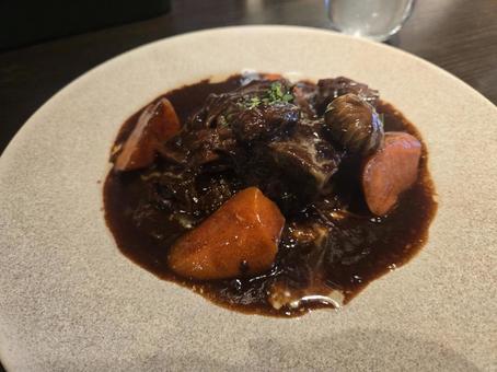Lunch: Japanese black beef stewed in red wine, JPG