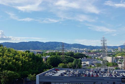 大阪北摂の夏の風景 大阪北摂の夏の風景 北摂,吹田市,阪急千里線山田駅付近の写真素材