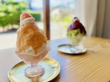 Two cute shaved ice, JPG Two cute shaved ice, JPG