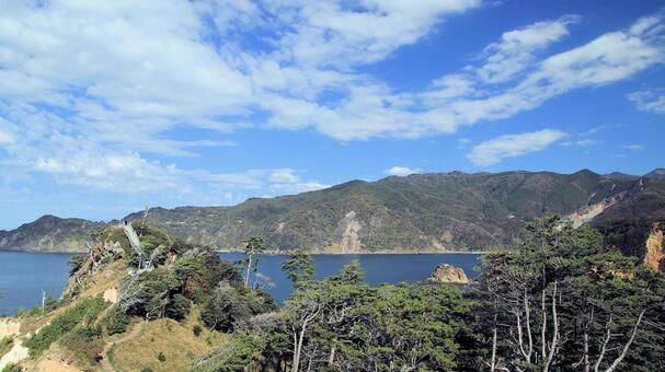 晩秋の西伊豆　黄金崎公園からの見る風景 黄金崎公園,展望デッキ,晩秋の写真素材