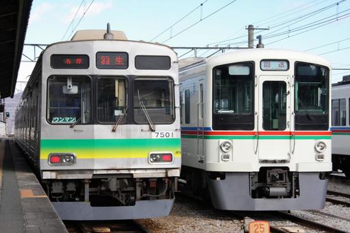 Chichibu Railway 7500 Series and Seibu Railway 4000 Series, JPG Chichibu Railway 7500 Series and Seibu Railway 4000 Series, JPG