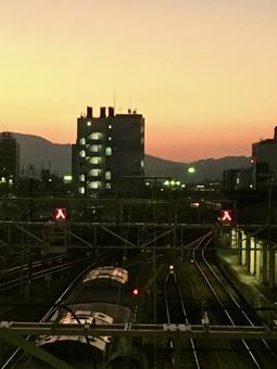 黄昏＠京都駅 京都駅,夕方,夕暮れの写真素材