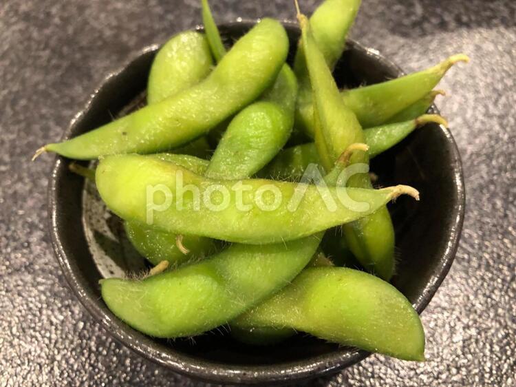 居酒屋の付き出しに出て来る枝豆 枝豆,付き出し,野菜の写真素材