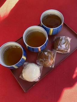 Buns and tea, JPG