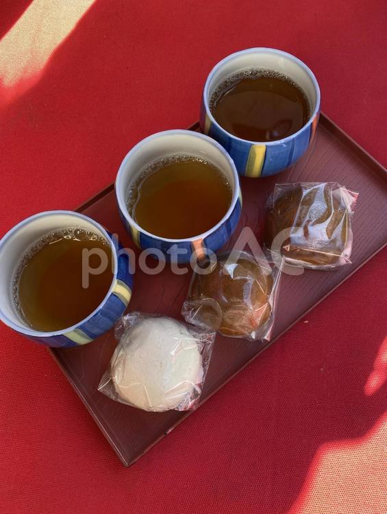 お饅頭とお茶 お饅頭,まんじゅう,和菓子の写真素材
