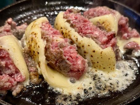 鉄板焼き 鉄板,肉,ステーキの写真素材