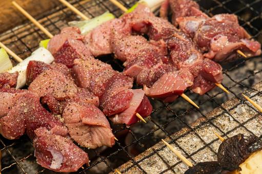 焼き鳥の炭火で焼く砂ずり 砂ずり,砂肝,焼き鳥の写真素材