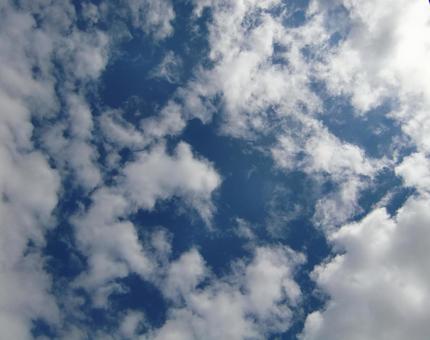 五月の雲-15の写真