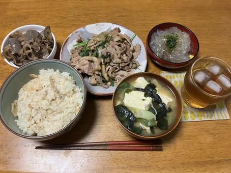 自炊メシ 自炊メシ 定食,おうちごはん,自炊の写真素材