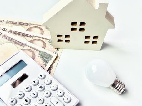 家の模型_電球_電卓_お金_2 家の模型_電球_電卓_お金_2 家,マイホーム,住宅の写真素材