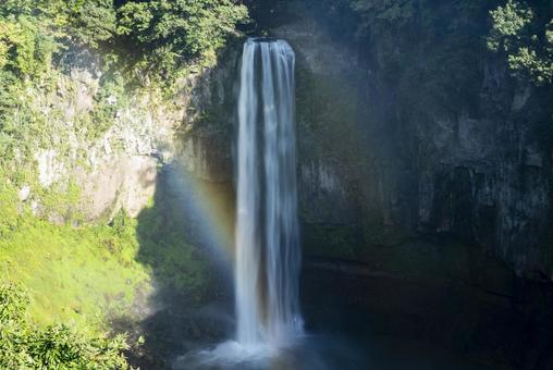 五老ヶ滝 五老ヶ滝,虹,断崖の写真素材