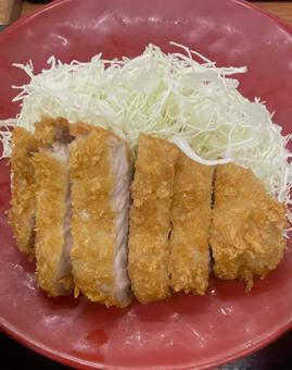 とんかつ　キャベツ千切り とんかつ,カツ,ロースカツの写真素材