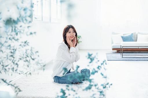 肌に触れる女性 スキンケア,美容,肌の写真素材