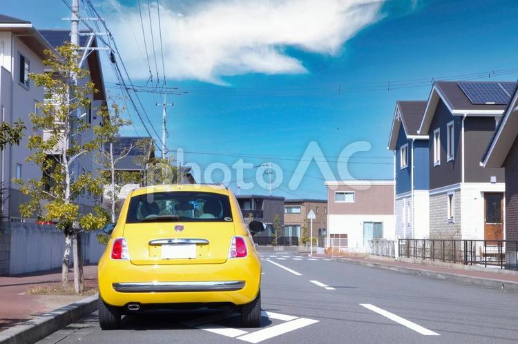 イタ車in住宅街 住宅街,車,外車の写真素材