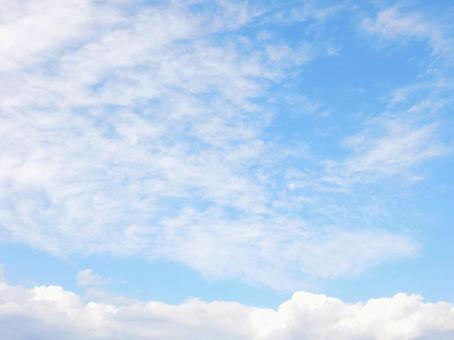 【空の写真】秋空 【空の写真】秋空 秋空,空,雲の写真素材